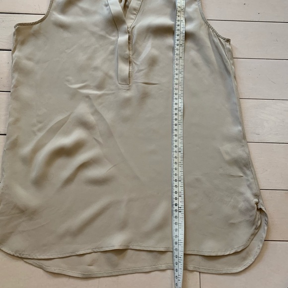 ECRU Sleeveless Silk V Neck Blouse Top V-neck - Picture 5 of 6